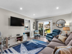 Tradewinds Condominium 08 by Newman-Dailey